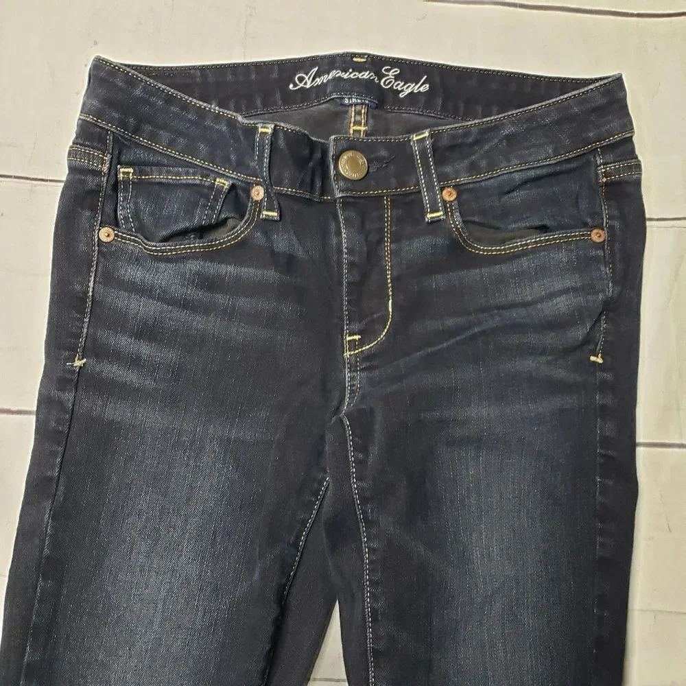 American Eagle Skinny jeans dark wash 8